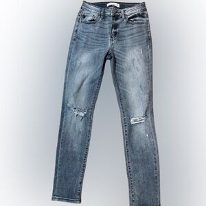 KanCan Distressed Blue Jeans Size 26